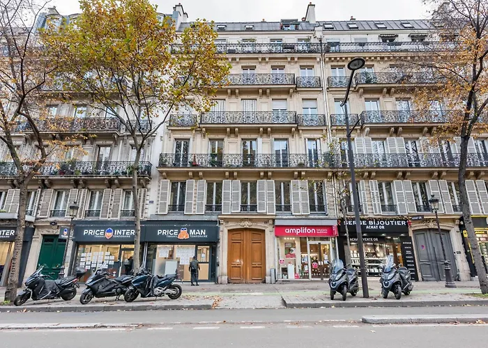 Stylish Accommodation In The Middle Of Paris